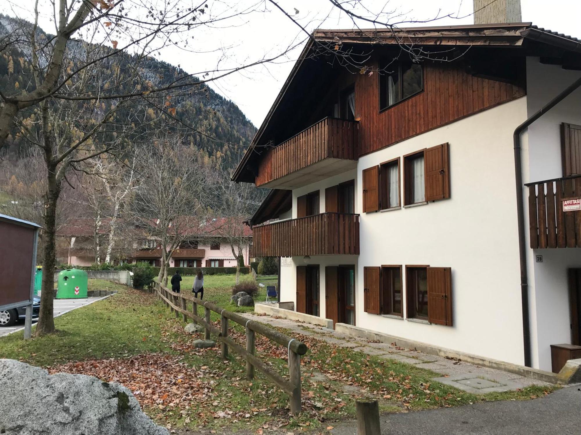 La Pineta - Appartamenti In Villetta Пинцоло Екстериор снимка